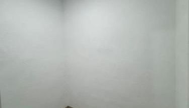 Apartamento renovado con patio - Foto 4