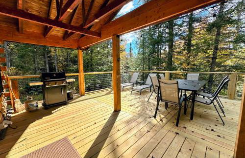 5R Cozy log chalet in fantastic location. Ski, snowshoe, fish, explore! AC, pet friendly! - Photo 80