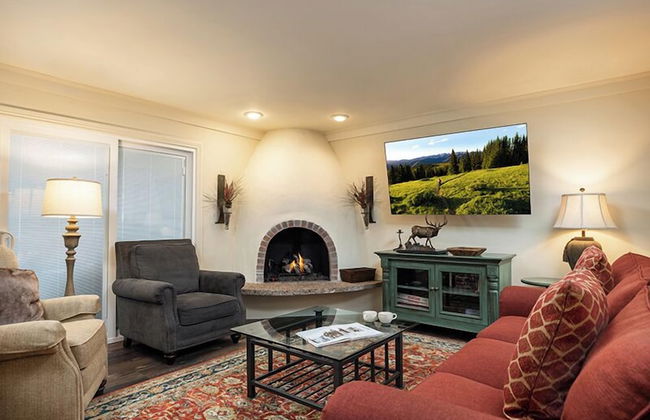 Enzian - CoralTree Residence Collection - Photo 27