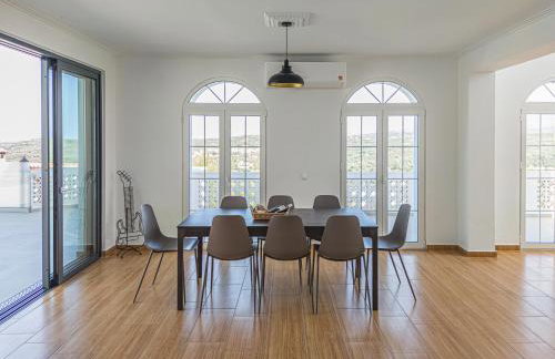 Modern villa with infinity pool close to the sea - Foto 11