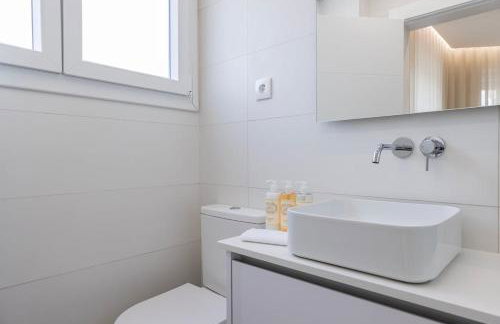 Modern 2BR Apt with Patio & AC - 0E - Foto 21