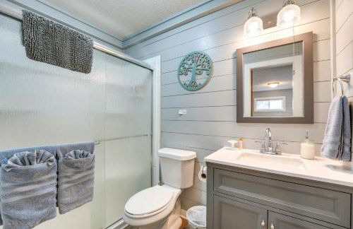 Walk to Lake and Trails Cape Fair Retreat with Grill! - Foto 17