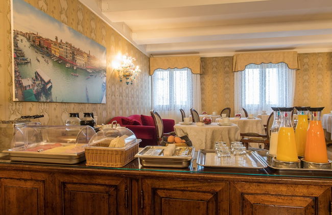 Palazzo Bembo - Exclusive Accommodation - Photo 33