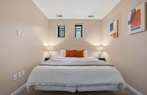 NEW 3BR Stylish Downtown Apartment - Foto 17