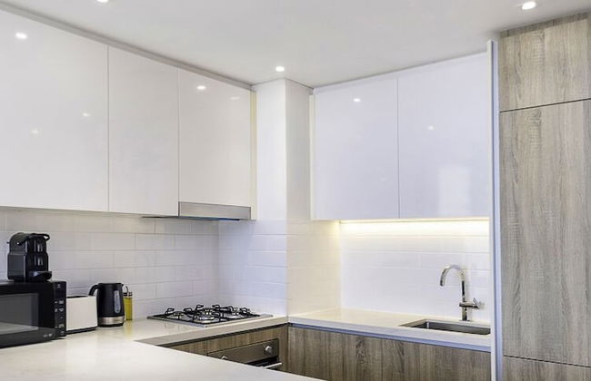 LUX Contemporary Suite Marina View 3 - Foto 5