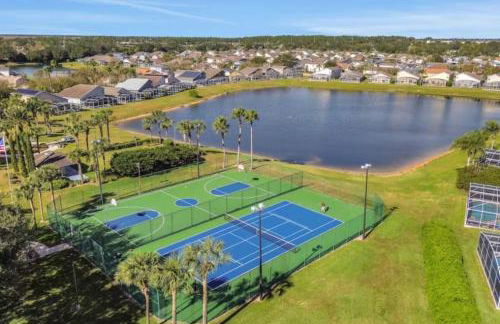 Secret Tunnel House 6 Bedroom Home by RedAwning - Foto 108