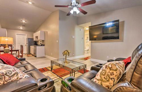 The Royal Retreat about 10 Mi to Local Beaches! - Foto 5