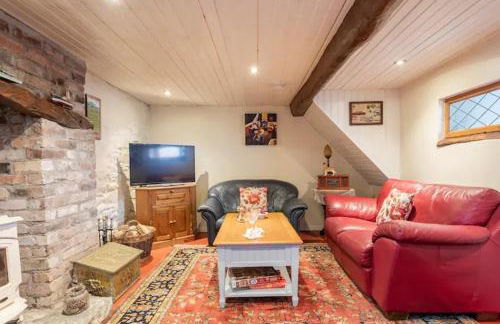 The Byre (Unusual and Different). - Foto 13