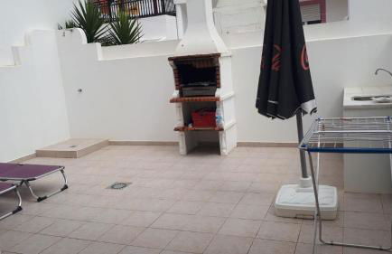 A Casinha da Tita - Moradia com Terraço - Foto 6