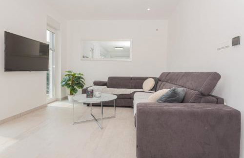 VILA VASILJ dein eigener Pool oder dein eigener Whirlpool mit Aussicht, dein Urlaub, deine Privatsphäre, deine Wahl - Photo 20