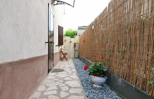 Casa Iride, appartamento con grazioso giardino - Photo 5