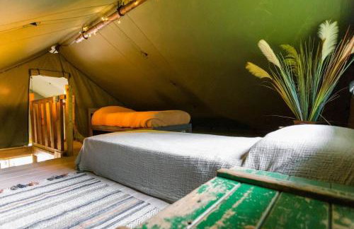 Awe Inspiring two storey tent - Foto 6