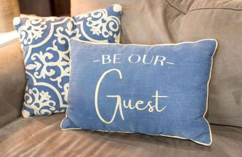 Stunning Cabin Getaway Perfect for Large Groups Situated in Boyne Falls, Michigan - Photo 39