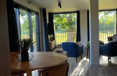 Unbox at Poplar Tree - Photo 18