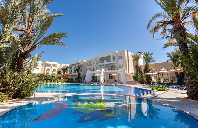 Corail Apart’hotel & Splash park - Photo 1