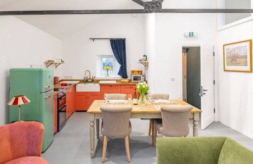 Funzi- Private Norfolk Retreat dog friendly garden - Photo 1