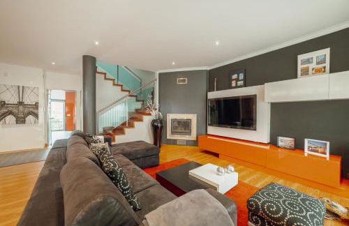 Pool & Cinema Villa by Vacationy - Foto 80