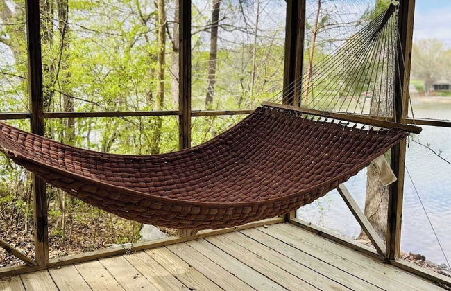 Flip Flop Therapy by Avantstay Lakefront Home w/ Game Room & Dock Access - Foto 7