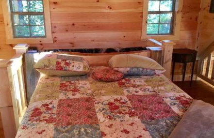 Authentic Stunning Cabin Rental with Private Jacuzzi near Huntington, West Virginia - Foto 21