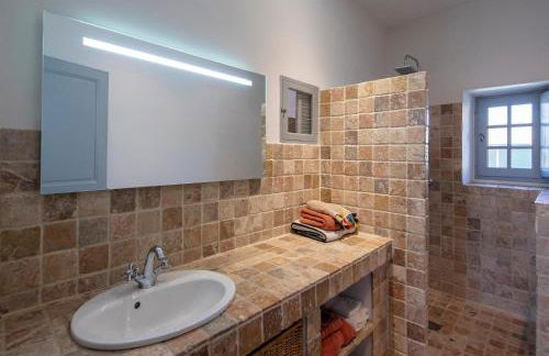 Les volets bleus-Maillane - Foto 3