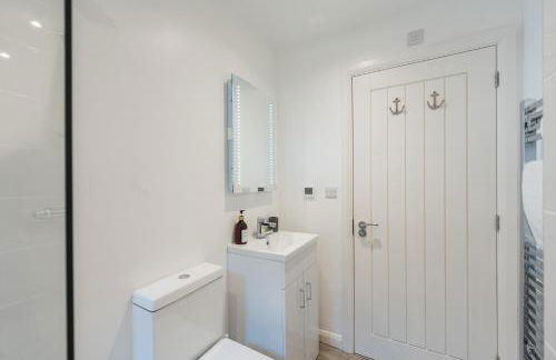 Y Nyth by Birch Stays - Photo 28