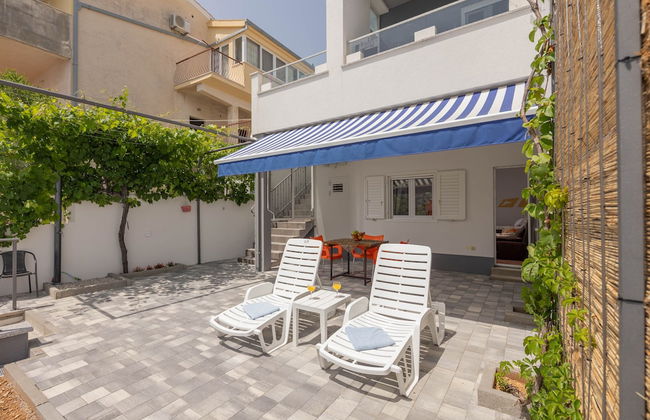 Pool Apartment Yellow Sun Omiš - Photo 18