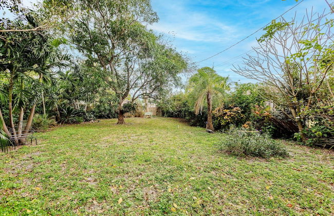 Uhost AI Quaint 1BR w Patio Kitchenette - Photo 27