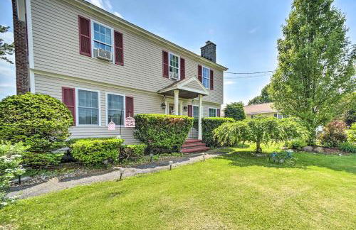 Stylish Suburban Getaway, 10 Miles to Royal Mtn! - Foto 3