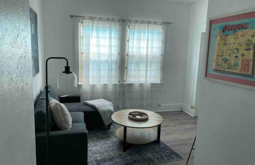 1930s Building on Main St Apt 211 Downtown - Foto 1