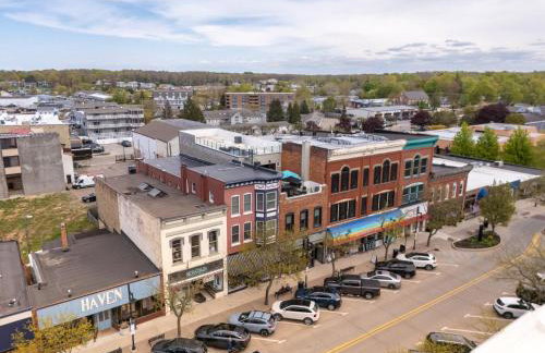 Luxury Downtown South Haven Condo With Rooftop Deck - Photo 53