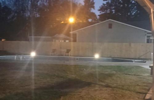 The Denham Springs Esape- Pool, Comfort & Charm - Foto 27