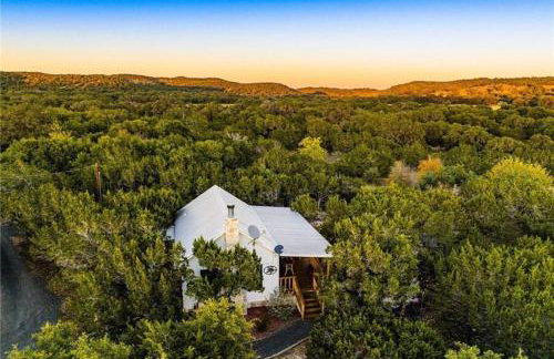 Modern Cabin with Hill Country Views - Foto 1