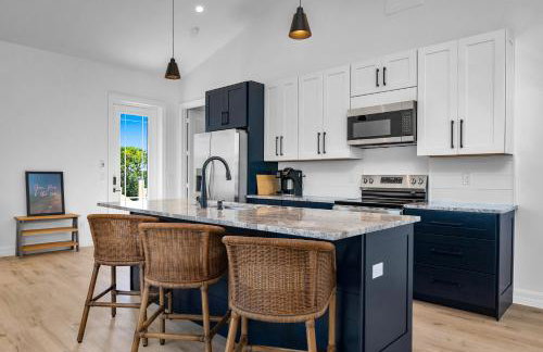 Harbor Place Boathouse BRAND NEW - Foto 15