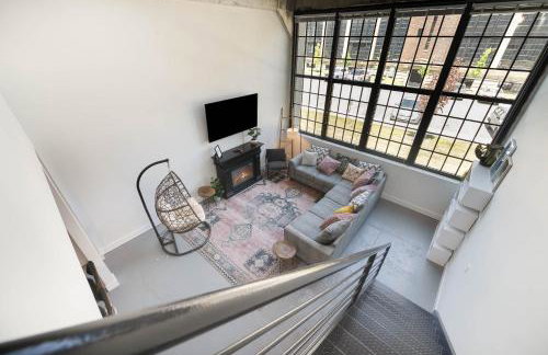 New Industrial Loft Space on River and Bike Trail - Photo 15