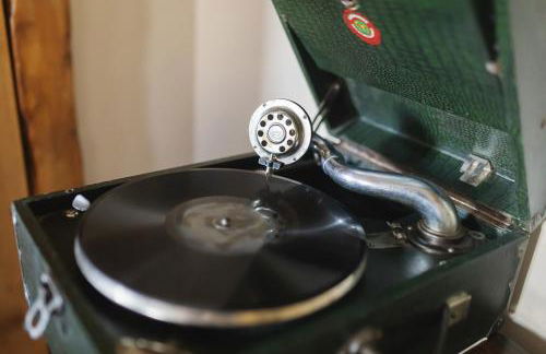 Gablebach Cottage With outdoor tub & log burner - Photo 25