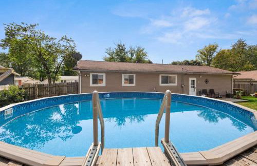 Poolside Palisade - A Fun Family Retreat for 6 - Foto 5