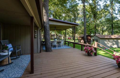 The Susser Estate with Dock Hot Tub Game Room - Foto 27