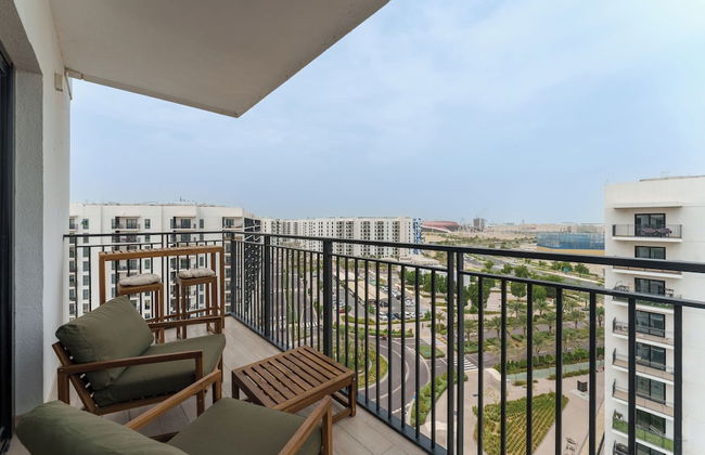 Maison Privee - Charming Retreat w/ Panoramic Views on Yas Island - Photo 14