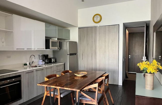 BEE Suites Santa Ana - Foto 19