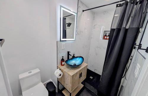 Newly Renovated Charming Apt! 30 Mins to Manhattan - Foto 2