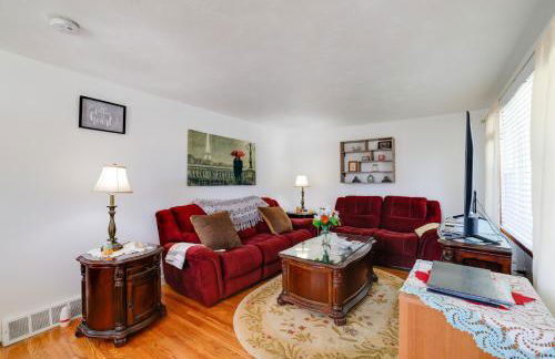 Large Private Yard Home 14 Mi to Niagara Falls! - Foto 3