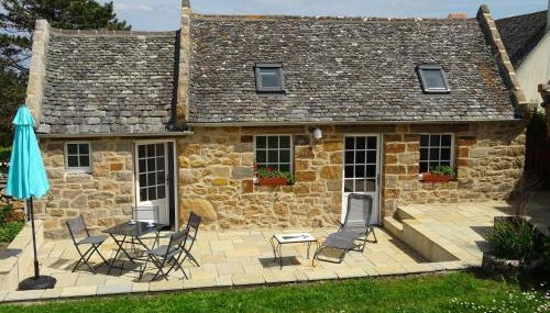 Port-blanc Beach Cottage in Plougasnou - Foto 1