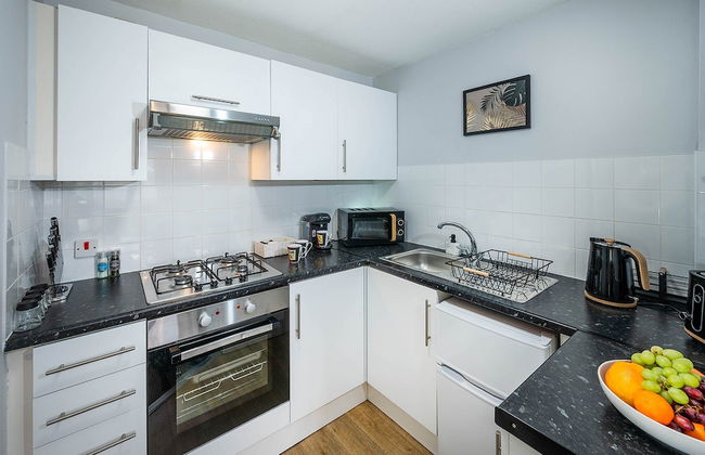 Train Station Serenity - Photo 6