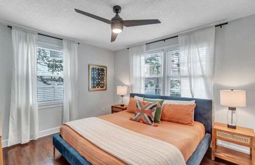 Modern 2 BR Condo - 2 block from San Marco - Foto 12