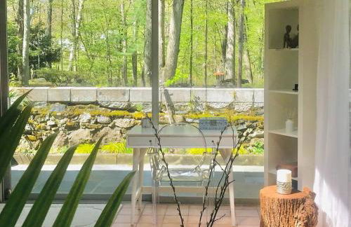 Midcentury Modern ZenHouse Sculptor Studio - Foto 43