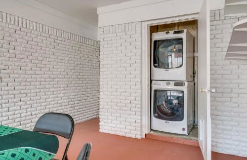 Walk to Campus Creekside Austin Duplex! - Foto 14