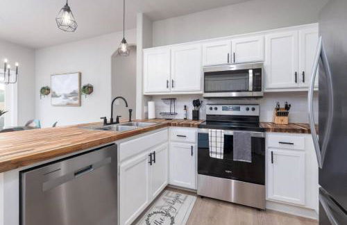 Blanco Lodge at Little Ranches 5 min to Square - Foto 17