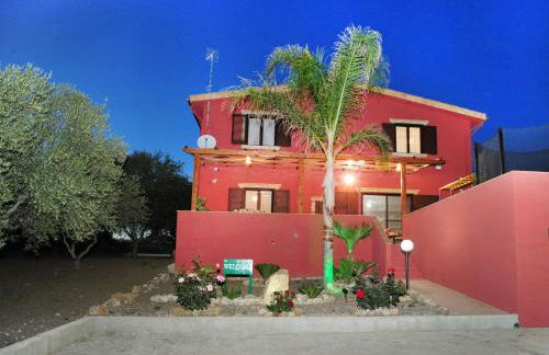 Villa Radiosa In Sicily with private fenced pool, Please read, leggete, HOST INFO for correct cost - Foto 34