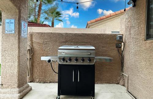 Mirage Pool House - Heart of LV, Swimming Pool, Games, heavenly relaxation - Photo 46