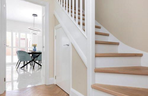 Detached Modern 3 Bedroom House - Photo 8